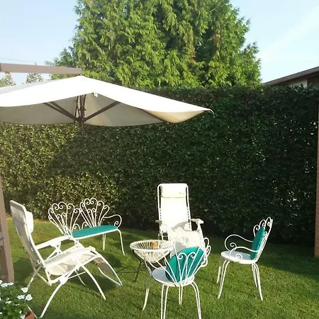 Casetta Delle Rose Bed & Breakfast *