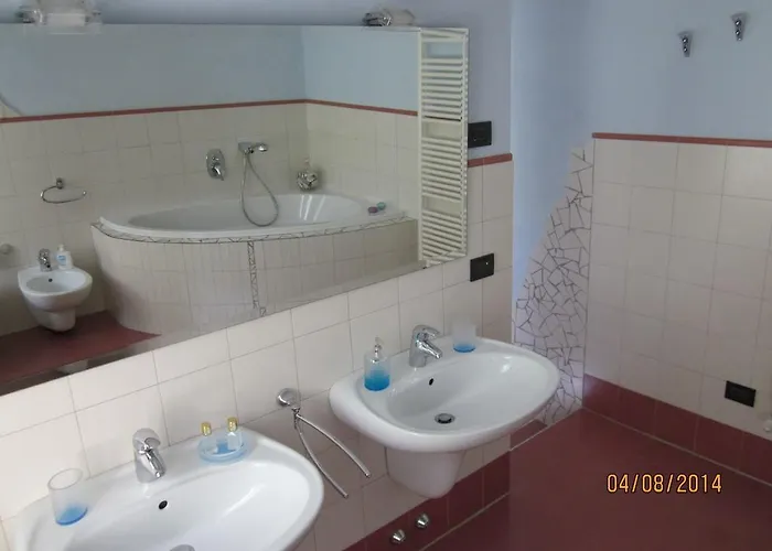 Bed & Breakfast Casetta Delle Rose Biella